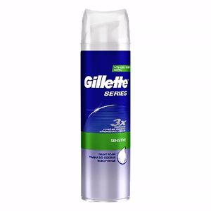 Borotvazselé GILLETTE Sensitive 200 ml