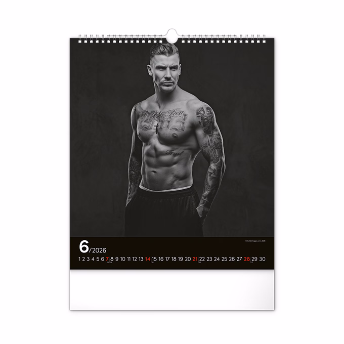 Falinaptár REALSYSTEM 300x340mm álló Men 2026.