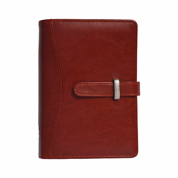 Gyűrűs kalendárium SATURNUS L437 fehér lapos bordó műbőr 2026.