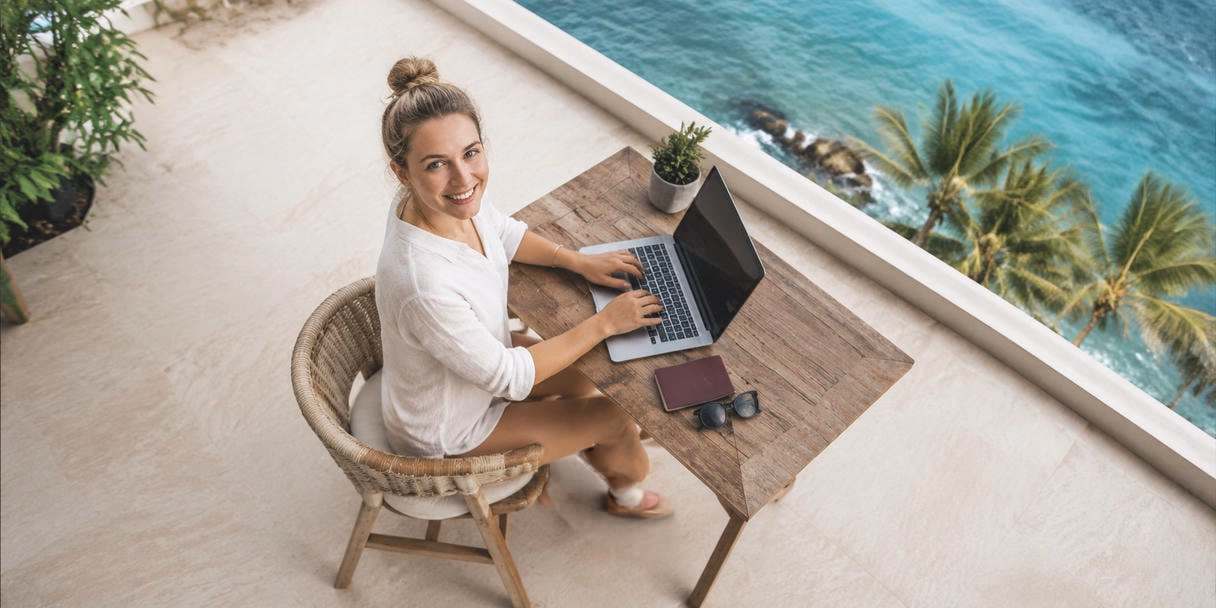 Home office - a Föld körül