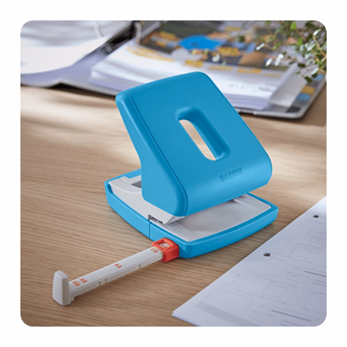 Lyukasztó LEITZ Cosy 2 lyukú 30 lap nyugodtkék