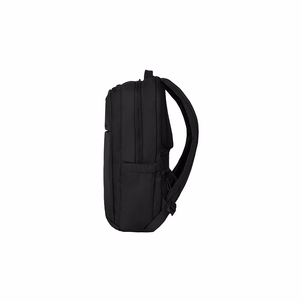 Notebook táska BOLT 15,6" hátizsák forma fekete
