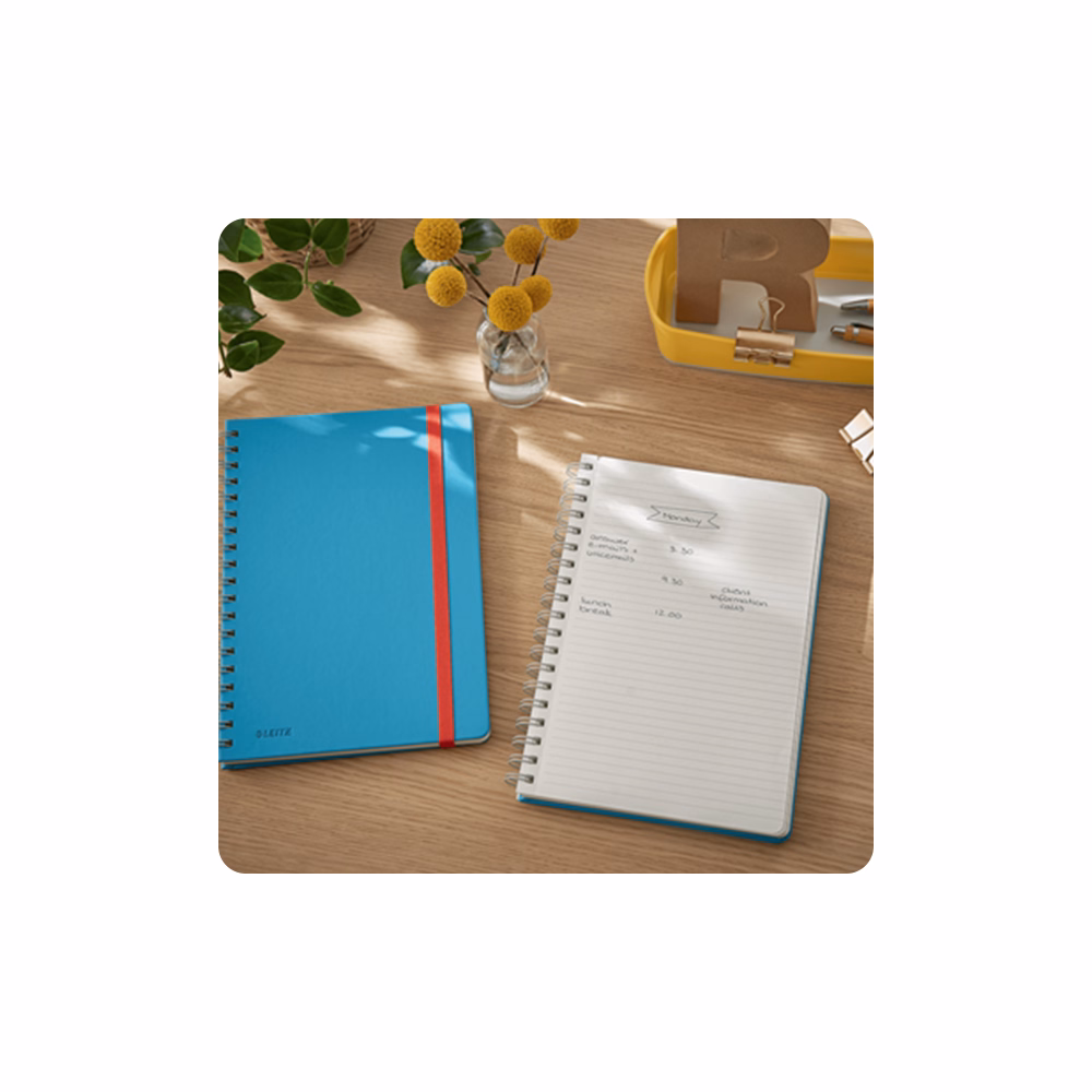 Spirálfüzet vonalas LEITZ B/5 80 lapos Cosy Soft Touch keményfedeles nyugodtkék
