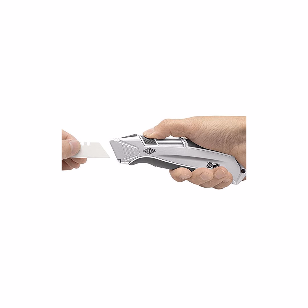 Univerzális vágókés WEDO 18 mm biztonsági 16,5 cm fém test gumi fogórész fém sínnel kerámia pót pengével