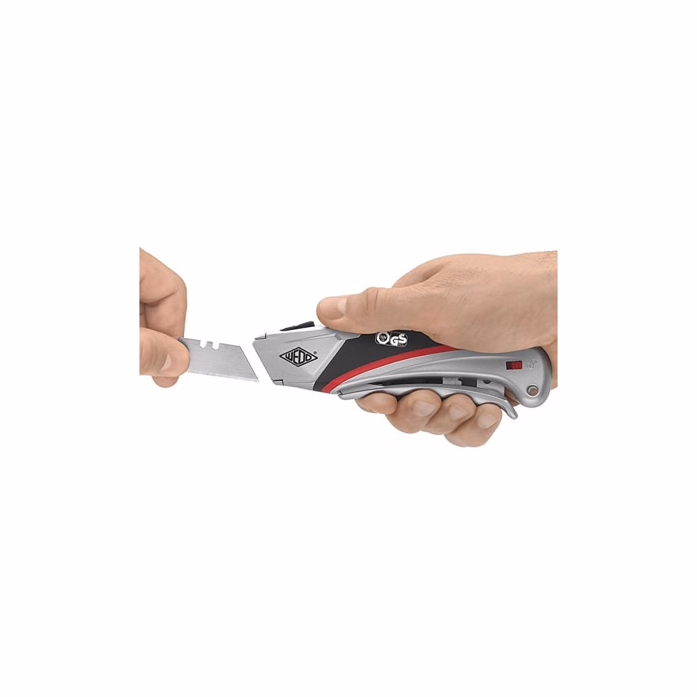 Univerzális vágókés WEDO 18 mm biztonsági 16,5 cm karos fém test gumi fogórész fém sínnel Univerzális vágókés WEDO 18 mm biztonsági 16,5 cm karos fém test gumi fogórész fém sínnel