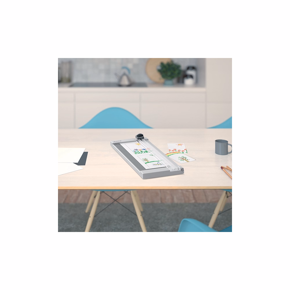 Vágógép LEITZ Pecision Home A/4 görgős 8 lap