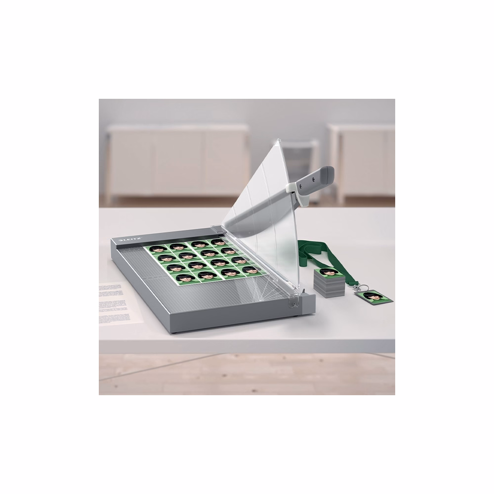Vágógép LEITZ Precision Office Pro A/4+ karos 25 lap